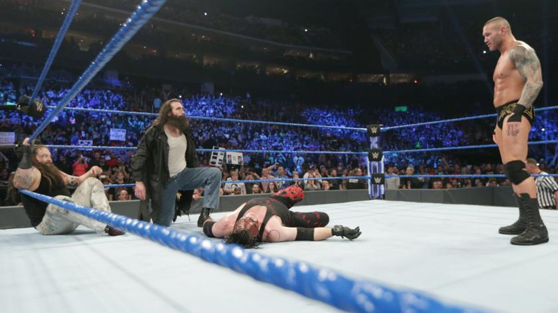 Illustration for article titled SmackDown! Live prepares for the coming wars